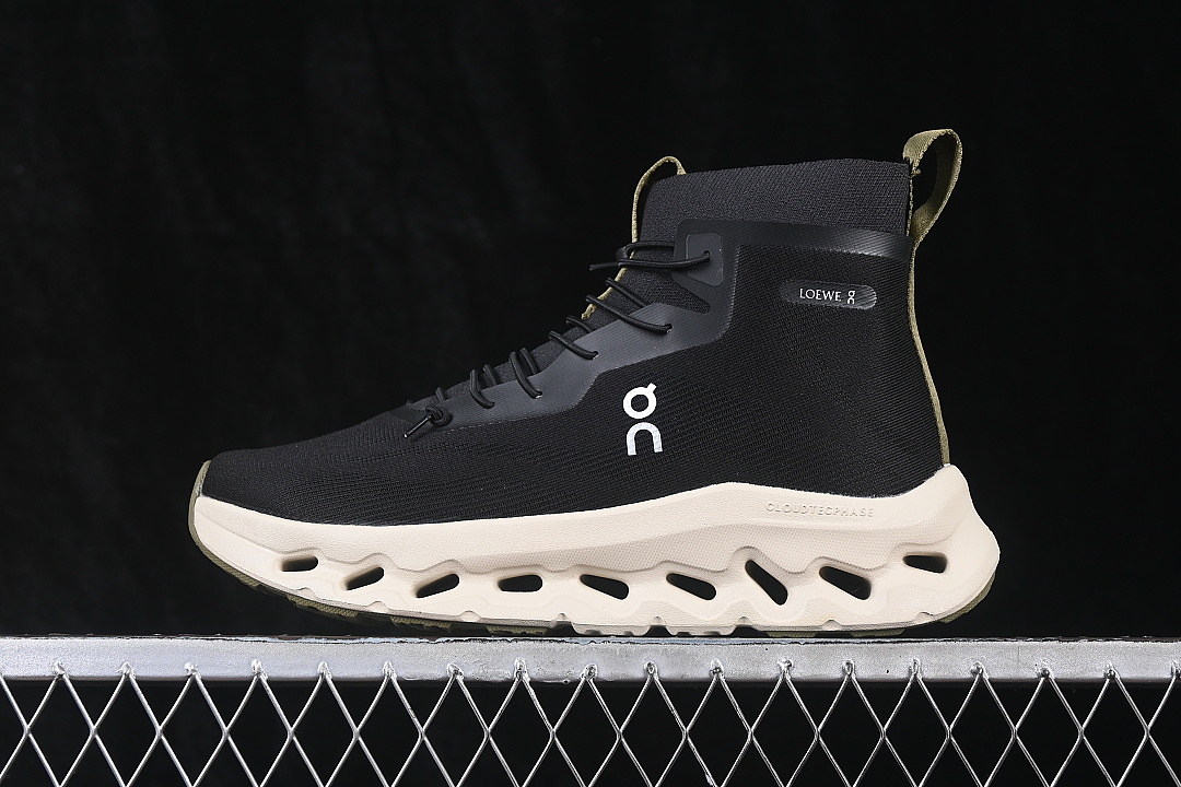 On Running [CLOUDTILT LIGHTWEIGHT HIGH TOP CASUAL LIFE SHOES BLACK/INKINESS]-[WOMAN:36-39]-[MAN:40-46], photo 1