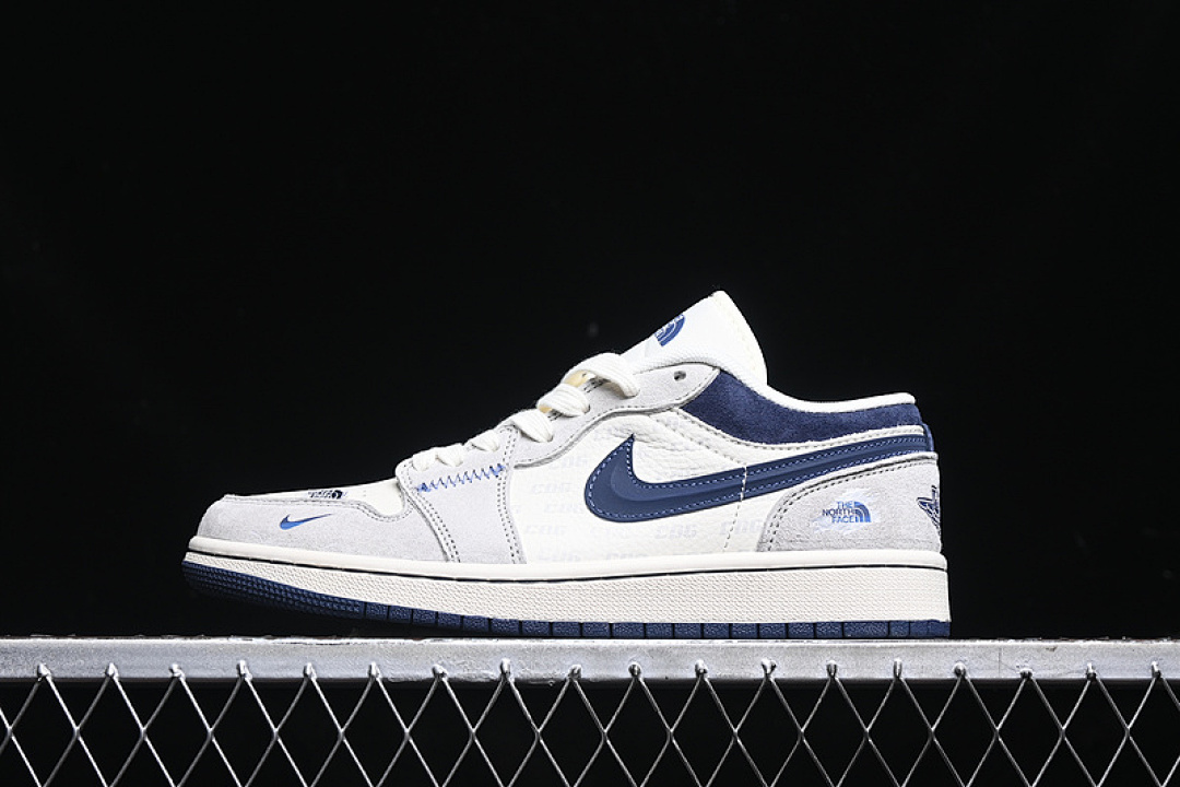Jordan AIR Jordan 1 LOW WHITE/GREY/BLUE · DM9188-010, photo 1