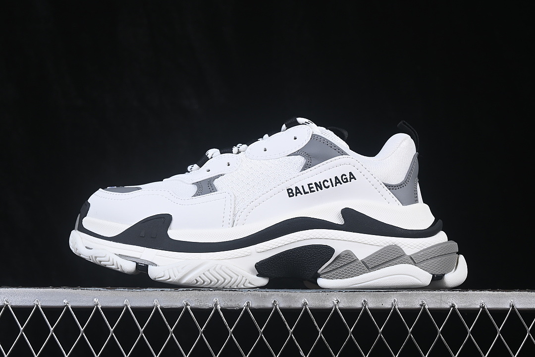 Balenciaga [W09OM2005]-[BALENCIAGA TRIPLE S RETRO DAD SHOES WHITE/GREY]-[WOMAN:35-39]-[MAN:40-46], photo 1