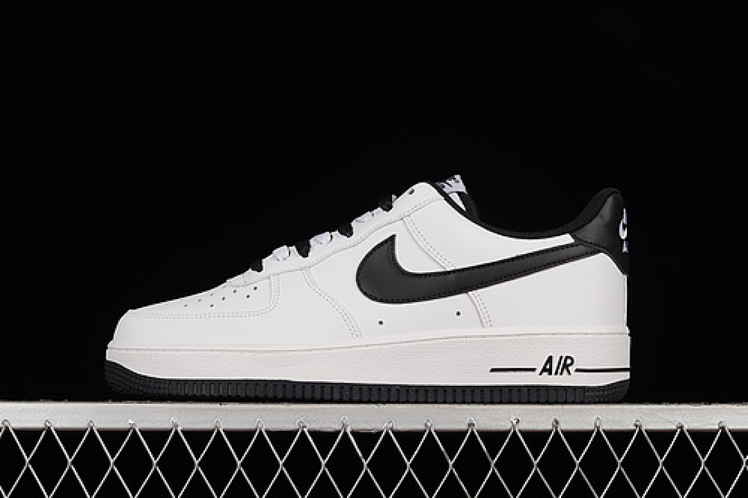 Nike [DH7561-102]-[AIR FORCE 1 LOW 07 WHITE/WHITE/BLACK]-[WOMAN:36-39]-[MAN:40-45], photo 1