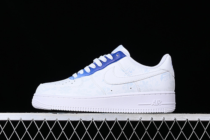 Nike Nike NIEK AIR FORCE 1 07 LOW WHITE/BLUE · CW2288-111, photo 1