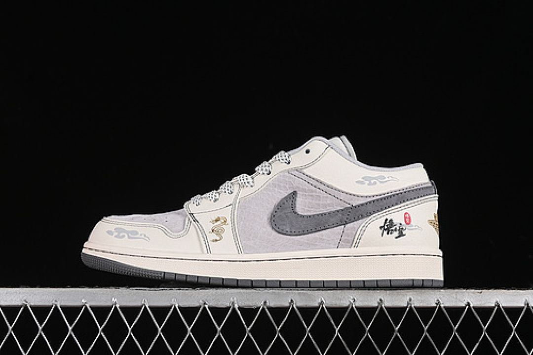 Jordan AIR Jordan 1 LOW WHITE/GREY/GOLD · SJ9950-041, photo 1