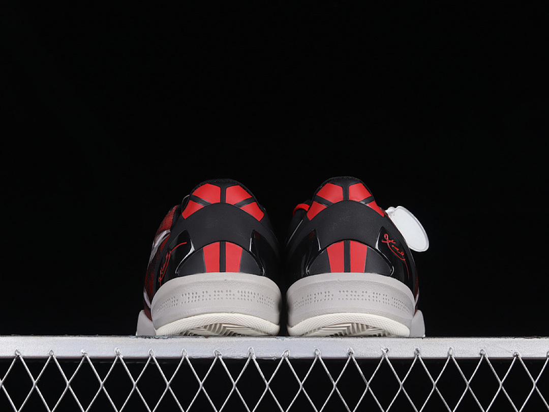 Nike [555035-601]-[KOBE 8 SYSTEM MILK SNAKE UNIVERSITY RED/SAIL-NOBLE RED-PEARL GREY]-[MAN:39-46] - Image 14
