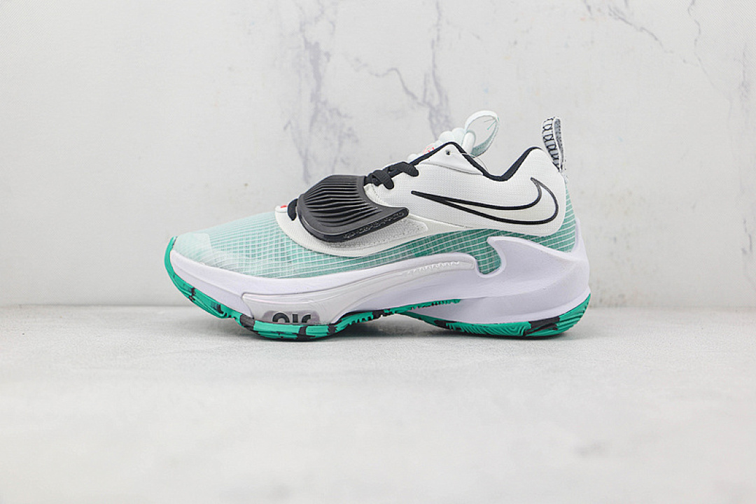 Unbranded [DA0695-101]-[ZOOM FREAK 3 EP PROJECT 34 WHITE/BLACK/CLEAR EMERALD]-[MAN:40-46], photo 1