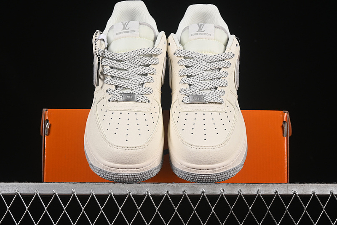 Nike [SM6668-103]-[AIR FORCE 1 07 LOW LV GREY/WHITE]-[WOMAN:36-39]-[MAN:40-45] - Image 13