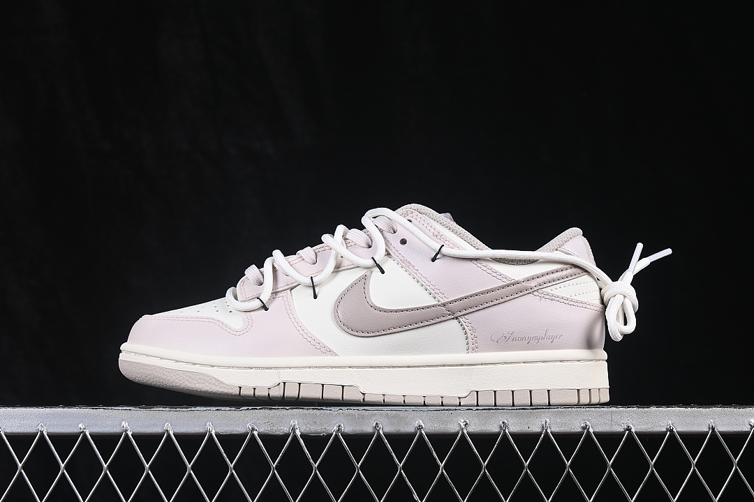 Nike DUNK LOW CASUAL SNEAKERS LIGHT PINK/PINK · HF5441-007, photo 1