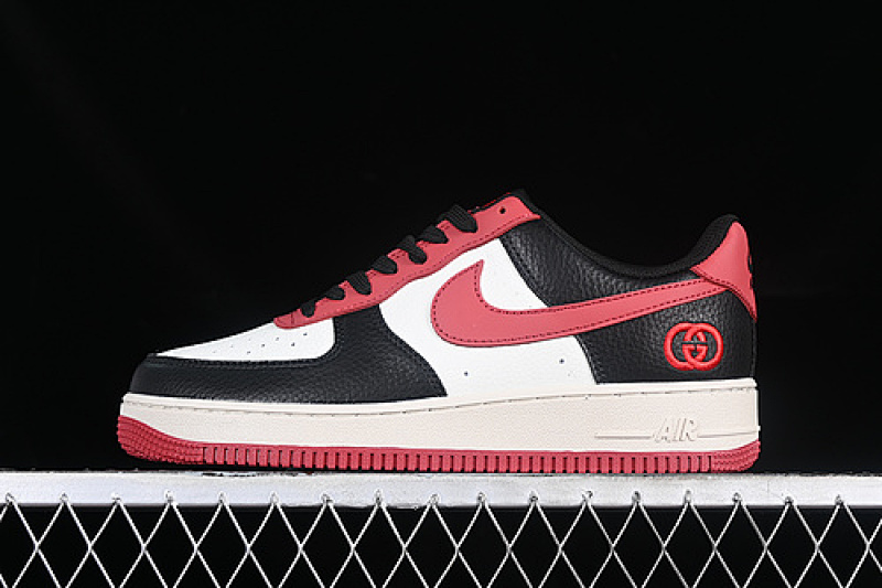Nike Nike AIR FORCE 1 07 LOW WHITE/RED/BLACK · CW2288-111, photo 1