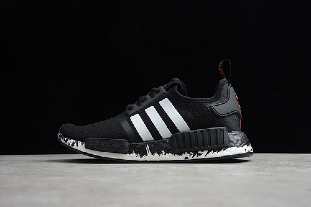 Unbranded [FW7568]-[NMD R1 SHOES CORE BLACK/CORE BLACK/CLOUD WHITE]-[WOMAN:36-39]-[MAN:40-45], photo 1