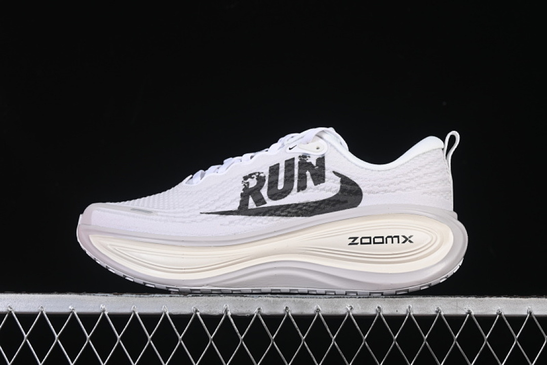 Nike [IH2268-100]-[VOMERO PLUS SUMMIT WHITE/VAST GREY/SAIL/BLACK]-[WOMAN:39]-[MAN:40-45] - Image 2