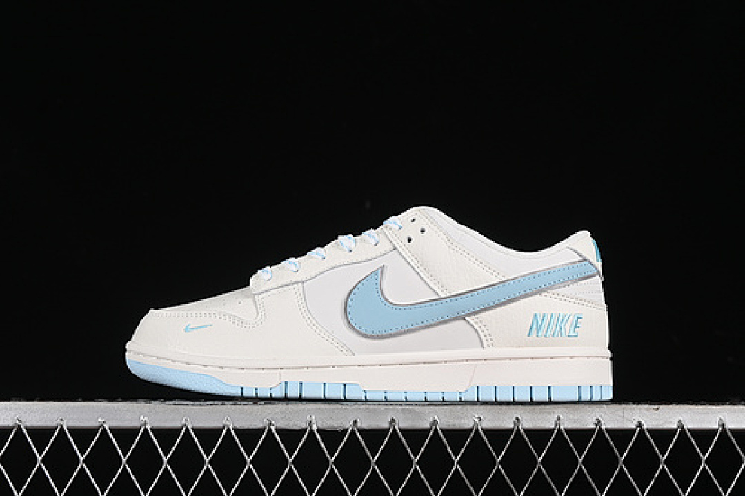 Unbranded [KK1888-009]-[SB DUNK LOW WHITE/BEIGE/BLUE]-[WOMAN:36-39]-[MAN:40-45], photo 1