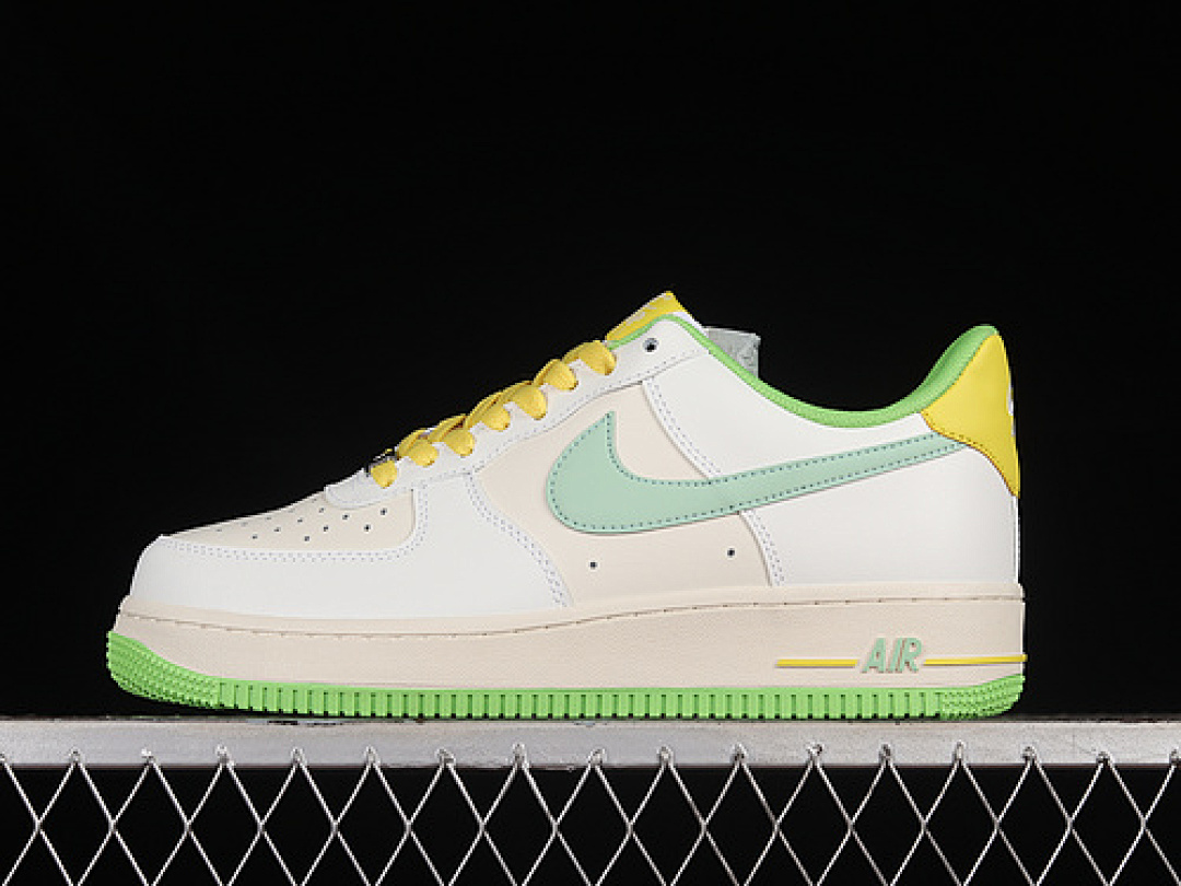 Nike [YY3188-104]-[AIR FORCE 1 07 LOW WHITE/GREEN/BROWN]-[WOMAN:36-39]-[MAN:40-45], photo 1