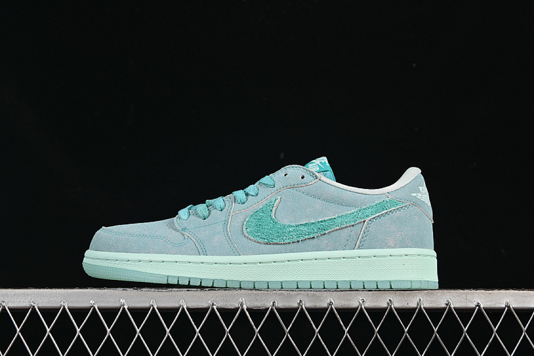 Jordan AIR Jordan 1 LOW WASHED TEAL GREEN · HQ8111-300, photo 1