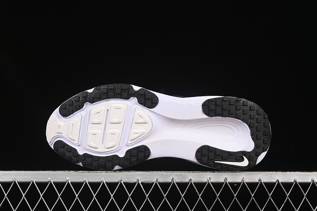 Nike [HM6803-007]-[AIR ZOOM VOMERO 18 WHITE/BLACK]-[WOMAN:36-39]-[MAN:40-45] - Image 16