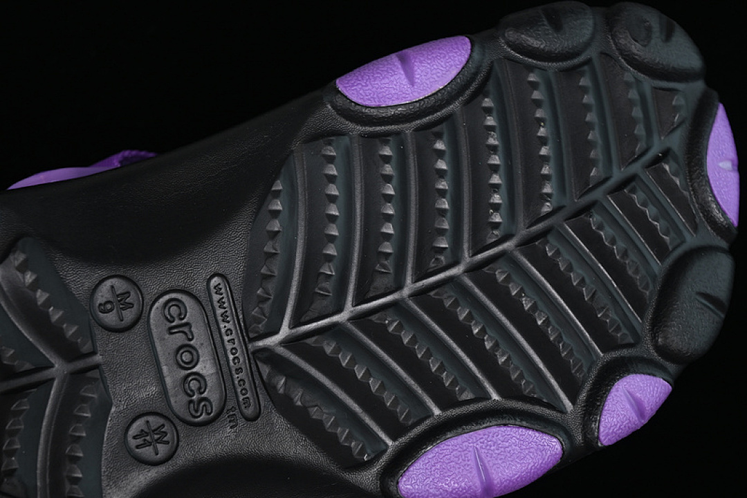 Crocs [CROCS CLASSIC CLOG BLACK/PURPLE/BLUE]-[WOMAN:37-39]-[MAN:40-46] - Image 3