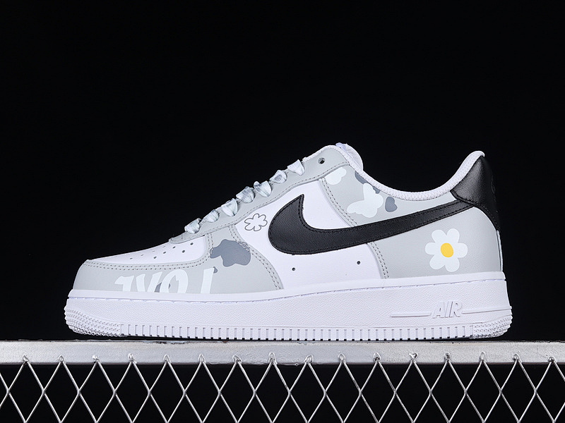 Nike Nike AIR FORCE 1 LOW 07 LIGHT GREY/BLACK/WHITE · CW2288-665, photo 1