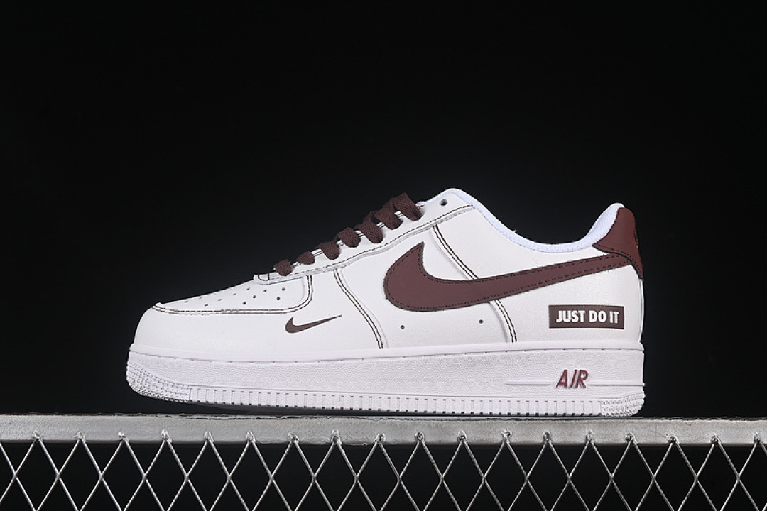 Nike [CW2288-027]-[AIR FORCE 1 07 LOW JUST WHITE/BROWN]-[WOMAN:36-39]-[MAN:40-45] - Image 2
