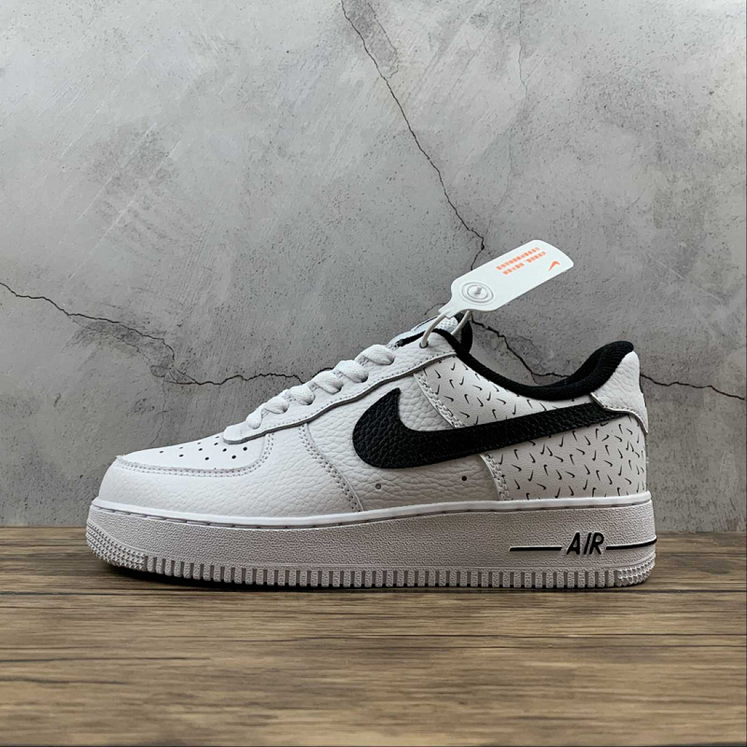 Nike [DC9189-100]-[AIR FORCE 1 LOW 07 GS SWOOSHFETTI WHITE/WHITE/BLACK]-[WOMAN:36-39]-[MAN:40-45], photo 1