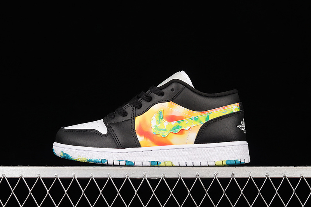 Jordan [DJ6252-038]-[AIR JORDAN 1 LOW SE GS DRIP BLACK/TEAM ORANGE/KUMQUAT/WHITE]-[WOMAN:36-39], photo 1