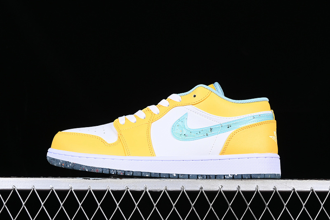 Jordan [DX4375-800]-[AIR JORDAN 1 SE GS CITRON PULSE/WHITE/ACTION GREEN/GLACIER (ICE]), photo 1