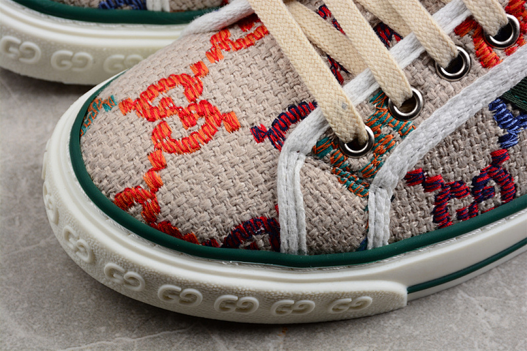Gucci [606110-H0T10-8533]-[DISNEY X TENNIS 1977 BEIGE/BEIGE/BEIGE]-[WOMAN:35-39]-[MAN:40-44] - Image 10