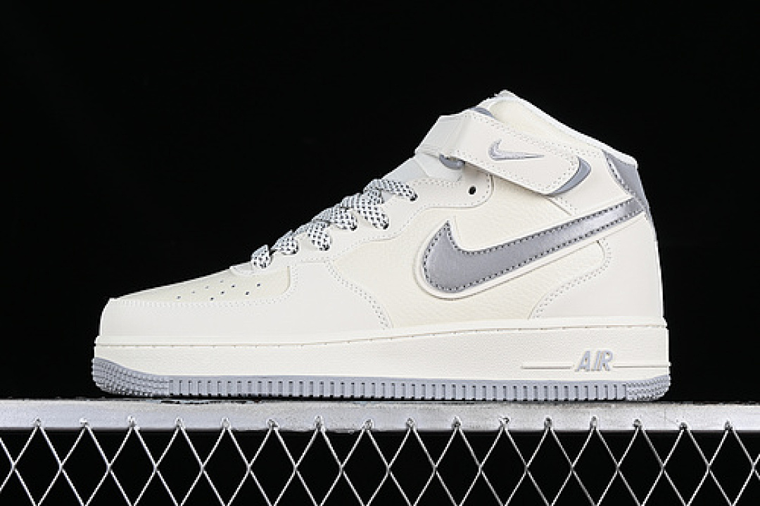 Nike Nike AIR FORCE 1 07 MID WHITE/GREY · SH0235-522, photo 1