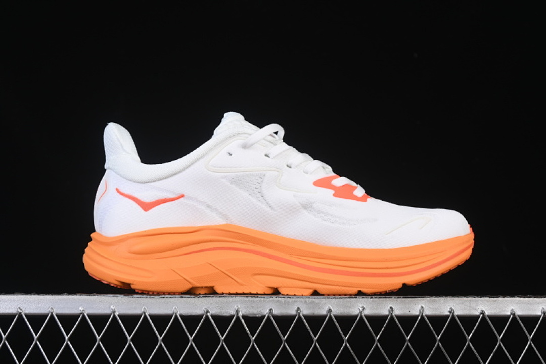 On Running [1162030 FGZ]-[HOKA ONE CLIFTON 10 WHITE/YELLOW]-[WOMAN:36-39]-[MAN:40-45] - Image 16