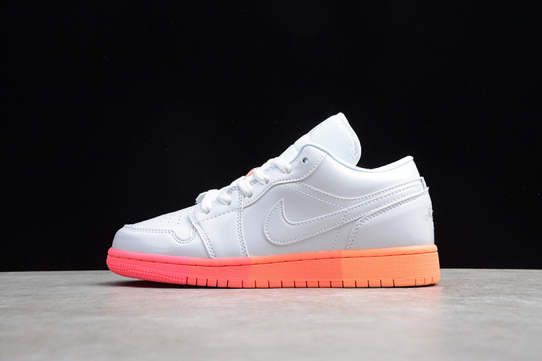 Jordan [554723-100]-[GZ AIR JORDAN 1 LOW GS WHITE/BRIGHT CRIMSON-BRIGHT MANGO]-[UNISEX:36-47], photo 1