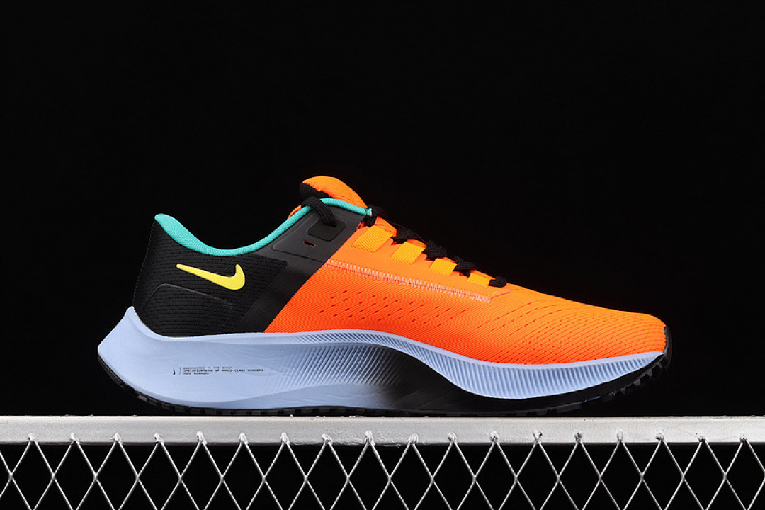 Nike [DM9052-800]-[AIR ZOOM PEGASUS 38 UNITY PACK HYPER CRIMSON/BLACK/ALUMINUM/STRIKE (YELLOW]) - Image 16