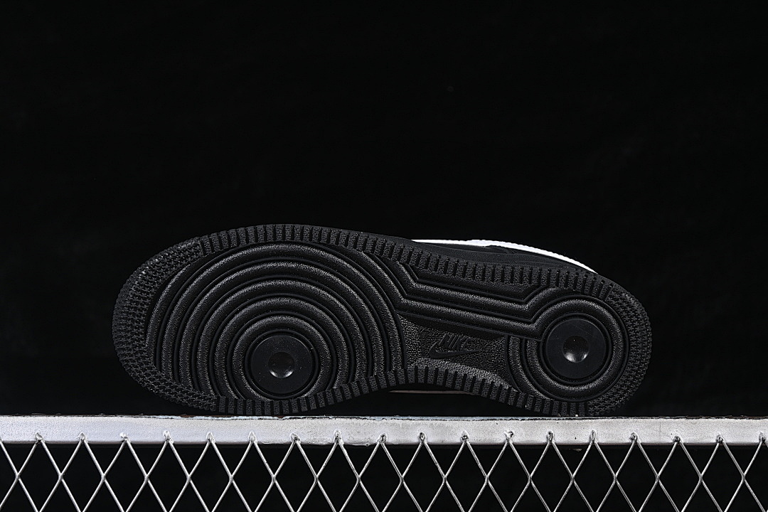 Nike [FZ0627-010]-[AIR FORCE 1 LOW 07 BLACK/WHITE]-[WOMAN:36-39]-[MAN:40-46] - Image 15