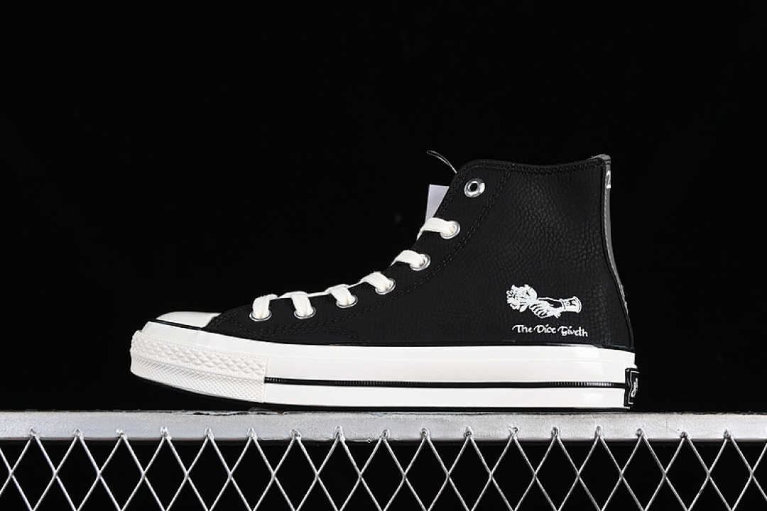 Converse [A09884C]-[DUNGEONS & DRAGONS X CHUCK TAYLOR ALL STAR HIGH D20 DICE BLACK/EGRET/GREY]-[35-44], photo 1