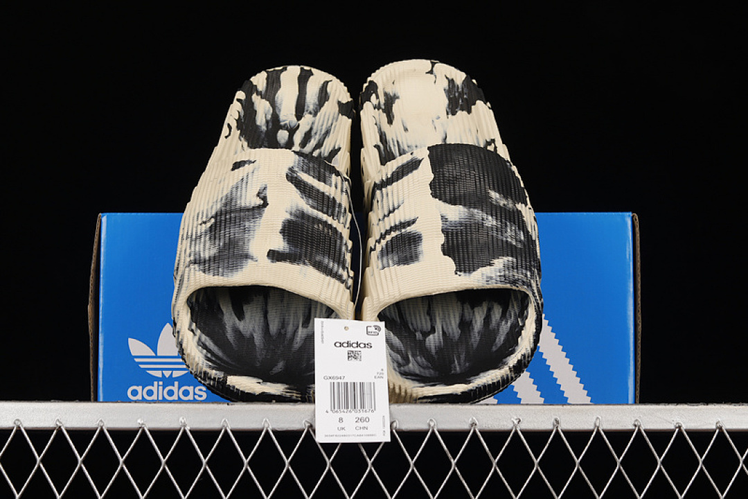 Adidas Adidas ADILETTE 22 SLIDES CORE BLACK/GREY/BEIGE · GX6947, photo 1