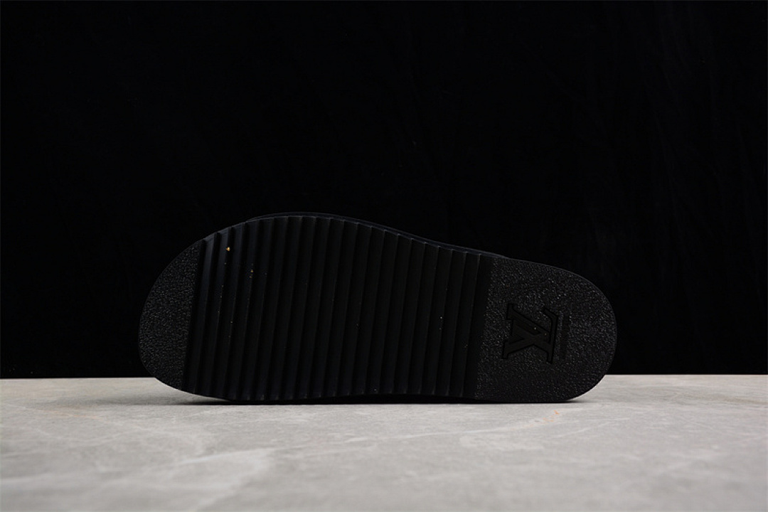 Louis Vuitton [L*V COMFORTABLE CASUAL COOL SLIPPERS BLACK]-[MAN:38-45] - Image 12