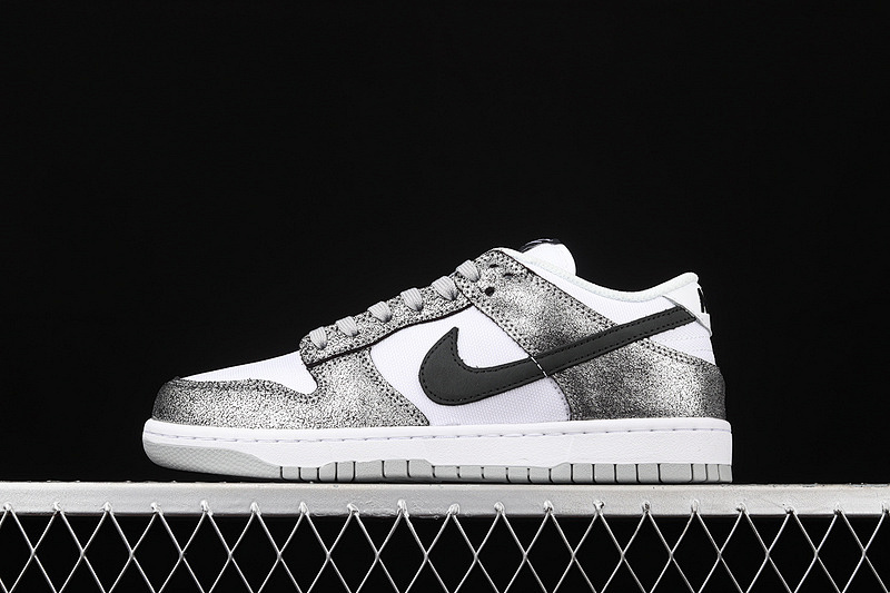 Nike SB DUNK LOW SHIMMER SILVER/BLACK/WHITE · DO5882-001, photo 1