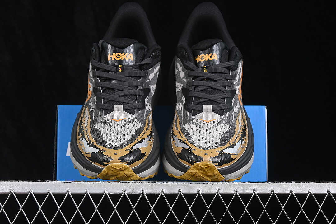 On Running [1141530-BCMN]-[HOKA ONE STINSON 7 BLACK/CEMENT]-[MAN:40-45] - Image 13