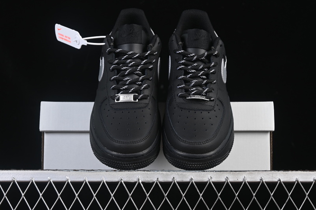 Nike [FV5951-001]-[AIR FORCE 1 07 LOW CASUAL SNEAKERS BLACK/SILVER]-[WOMAN:36-39]-[MAN:40-45] - Image 12
