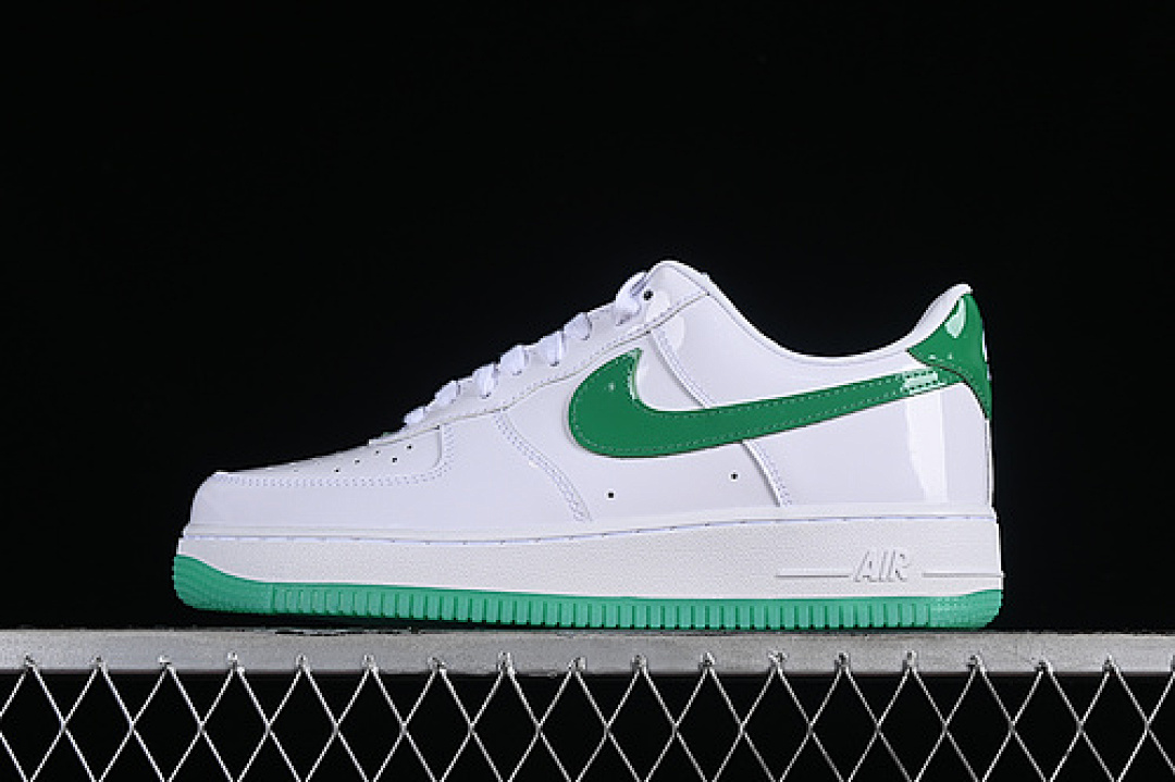 Nike [HF4864-094]-[AIR FORCE 1 07 LOW PLATINUM TINT/STADIUM GREEN]-[WOMAN:36-39]-[MAN:40-45], photo 1