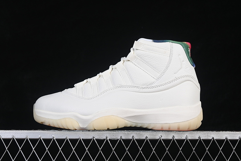 Jordan Jordan 11 RETRO SAIL/OFF WHITE/NEWSPRINT/SPORT ROYAL · IO8959-133, photo 1