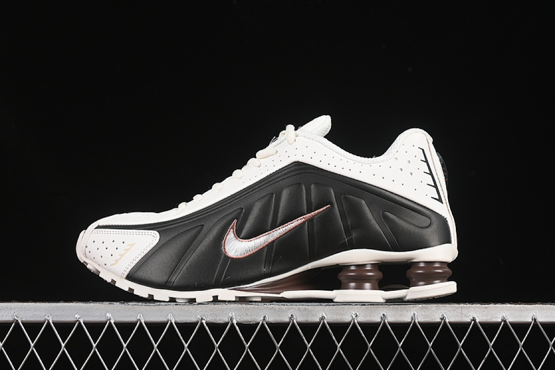 Unbranded [AR3565-104]-[SHOX R4 BLACK/WHITE]-[WOMAN:36-39]-[MAN:40-45], photo 1