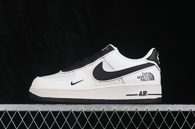 Nike Nike AIR FORCE 1 07 LOW CASUAL SNEAKERS WHITE/BLACK/WHITE · LF6688-001, photo 1