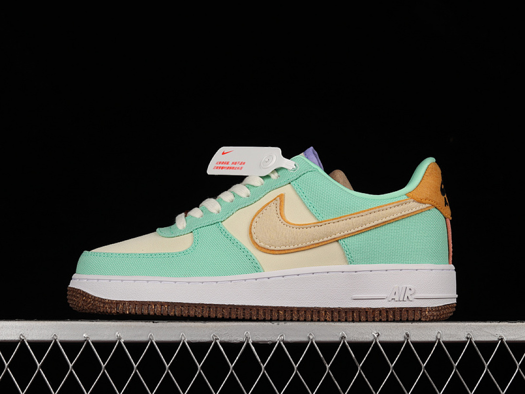 Nike [CZ0268-300]-[AIR FORCE 1 LOW 07 LX HAPPY PINEAPPLE GREEN GLOW/COCONUT MILK/METALLIC (GOLD]), photo 1