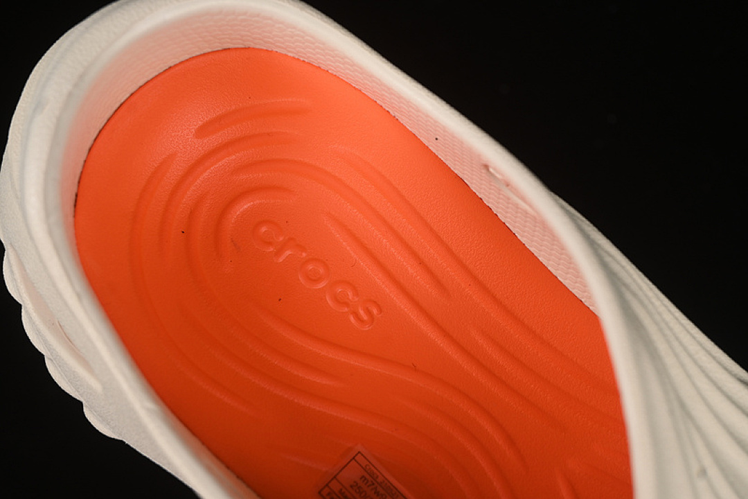 Crocs [CROCS EVA CLASSIC SIMPLE CASUAL BEACH HOLE SLIPPERS SANDALS WHITE/ORANGE]-[WMAN:39-46] - Image 4