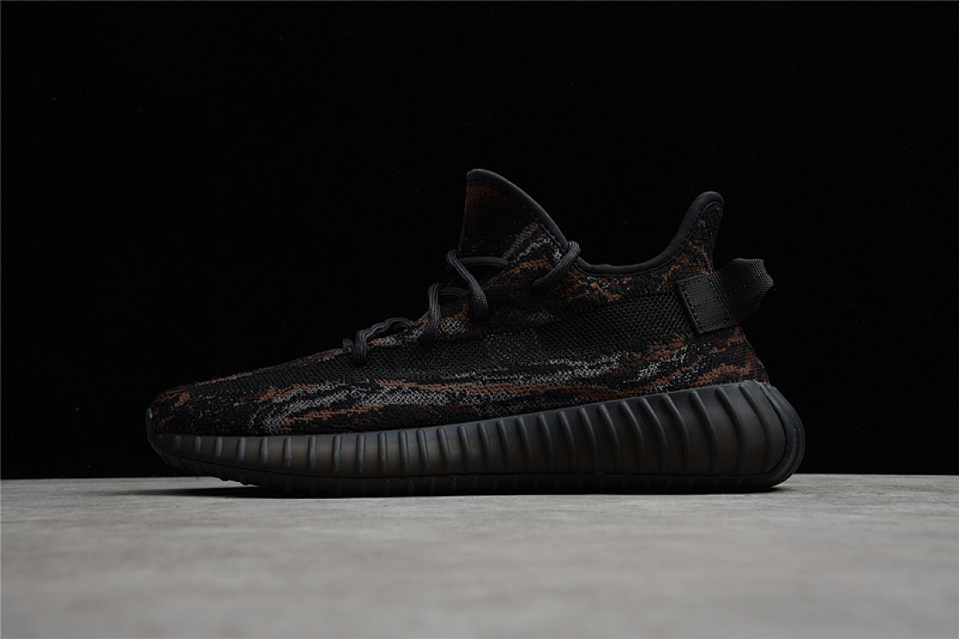 Adidas [GW3774]-[YEEZY BOOST 350 V2 MX ROCK CORE BLACK/MX ROCK/MX ROCK]-[WOMAN:36-39]-[MAN:40-47], photo 1