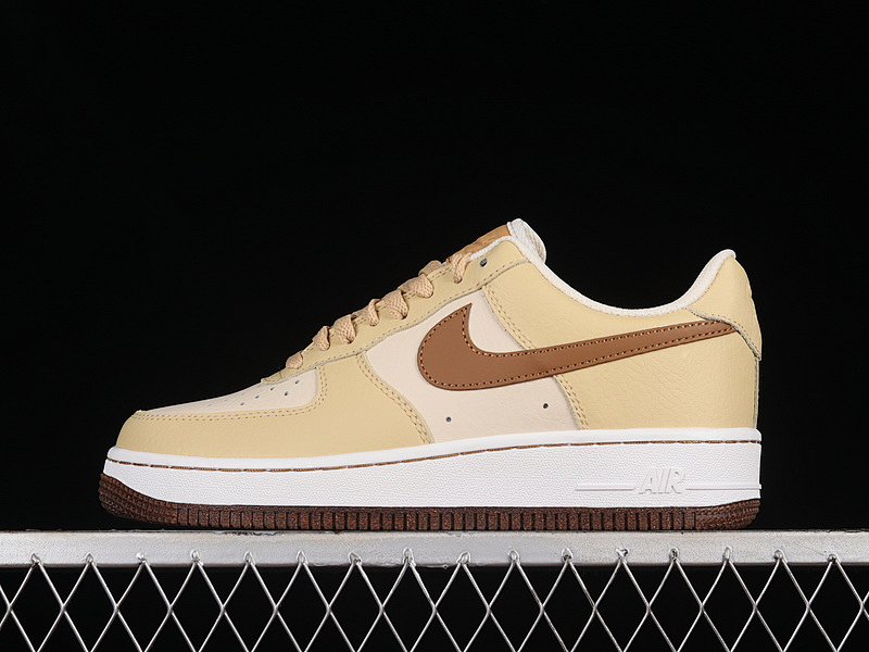 Nike Nike AIR FORCE 1 LOW 07 LV8 INSPECTED BY SWOOSH PEARL WHITE/ALE BROWN/SESAME/WHITE · DQ7660-200, photo 1