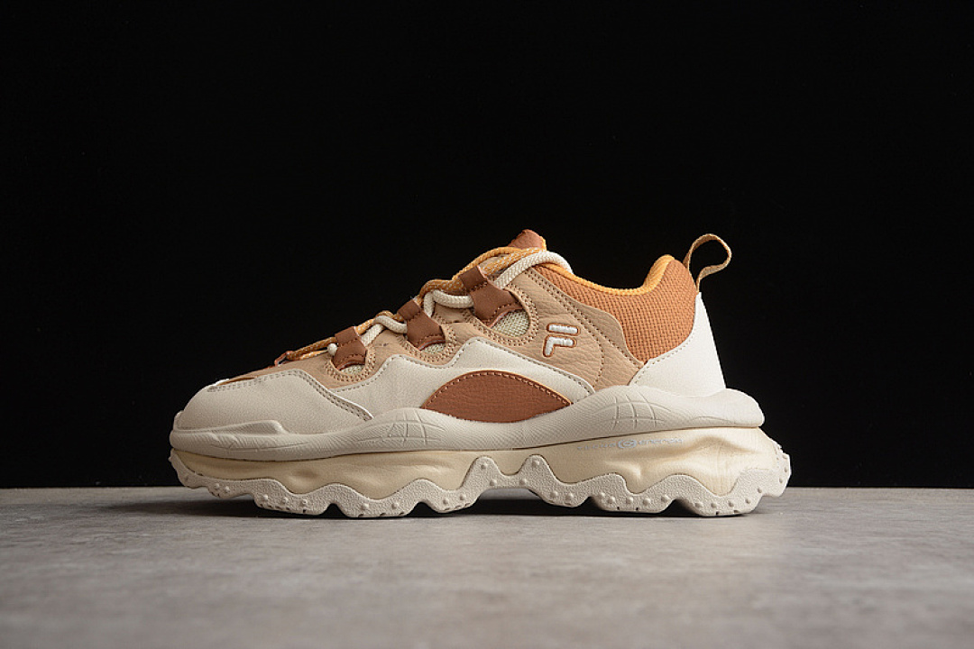 Fila [T12W241201FTC]-[FI*LA FUSION QD96 BEIGE/LIGHT BROWN/KHAKI]-[WOMAN:36-40], photo 1