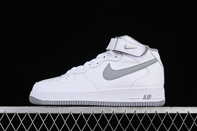 Nike Nike AIR FORCE 1 07 MID WHITE/WHITE/WOLF GREY · DV0806-100, photo 1