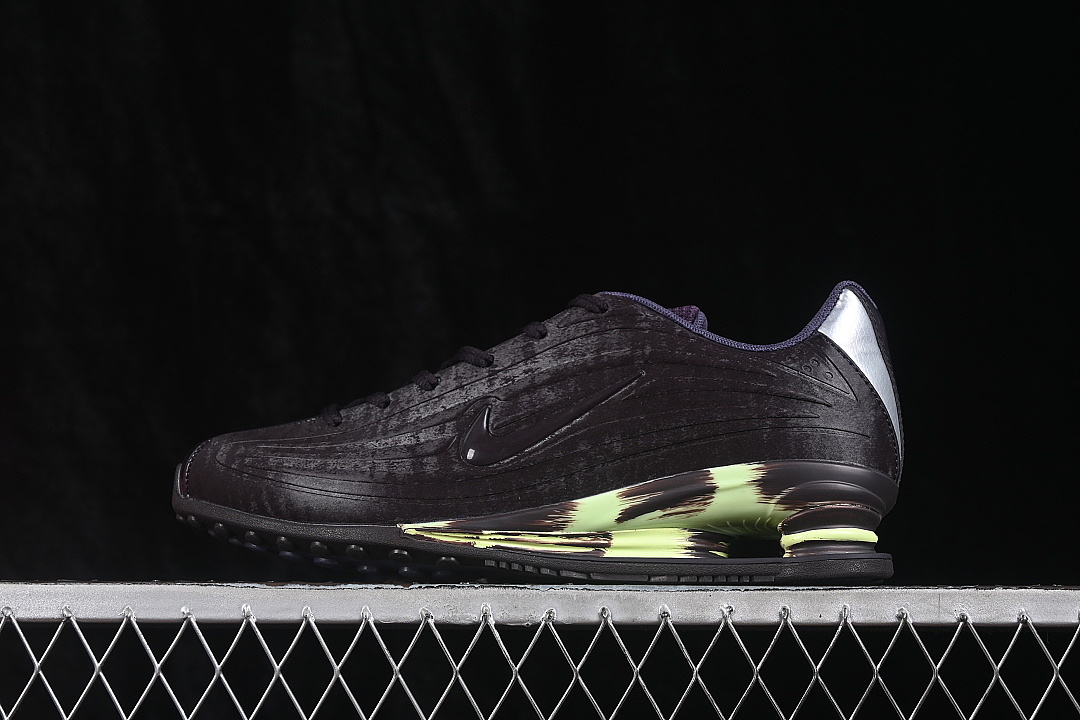 Unbranded [IU6262-666]-[SPRING AIR COLUMN RUNNING SHOES BLACK/GREEN]-[WOMAN:36-39]-[MAN:40-46], photo 1