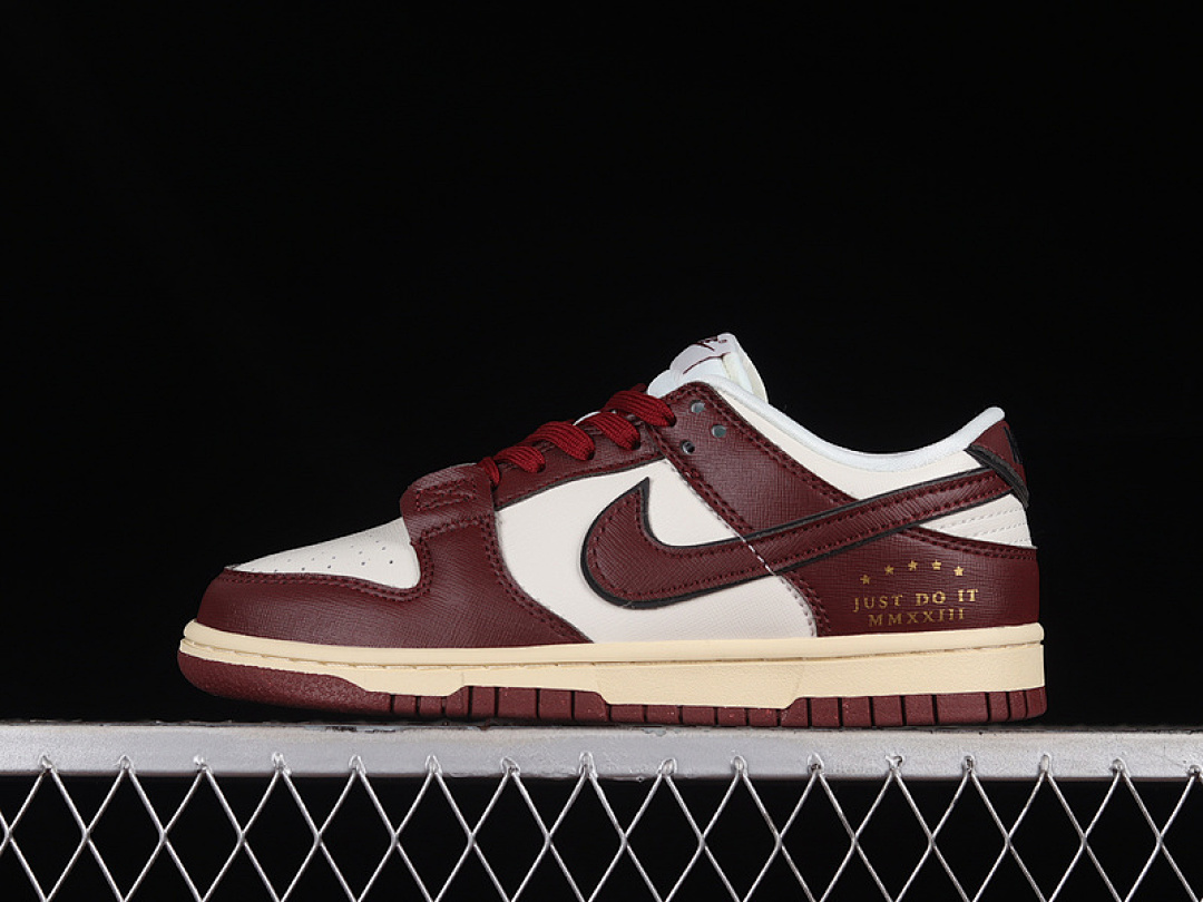 Unbranded [DV1160-101]-[DUNK LOW SE SISTERHOOD SAIL/TEAM RED/BLACK/MUSLIN]-[WOMAN:36-39]-[MAN:40-45], photo 1