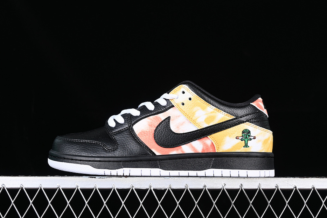 Nike DUNK SB LOW TIE-DYE RAYGUN BLACK/ORANGE FLASH/BLACK · BQ6832-001, photo 1