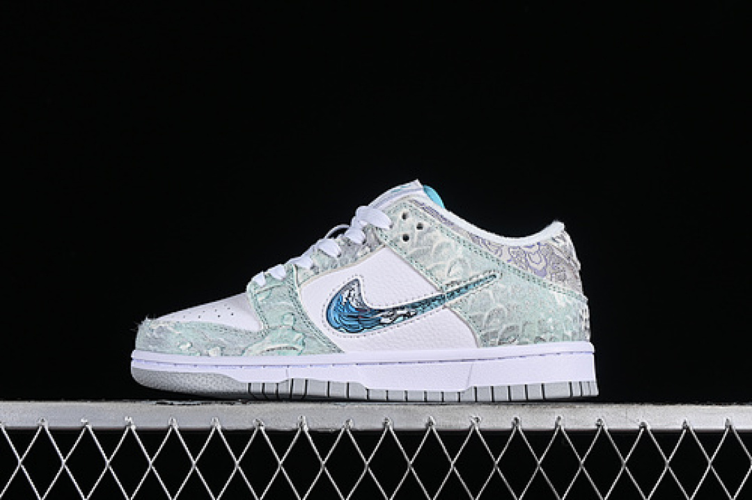 Nike DUNK LOW SB CNY WHITE/GREY/BLUE/GREEN · DV0831-101, photo 1
