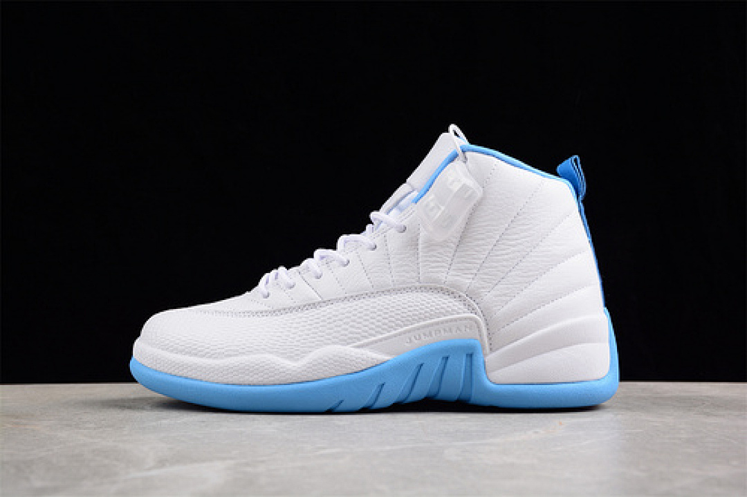 Jordan [308243-142]-[AIR JORDAN 12 RED TAXI WHITE/BLUE]-[MAN:40-47.5], photo 1